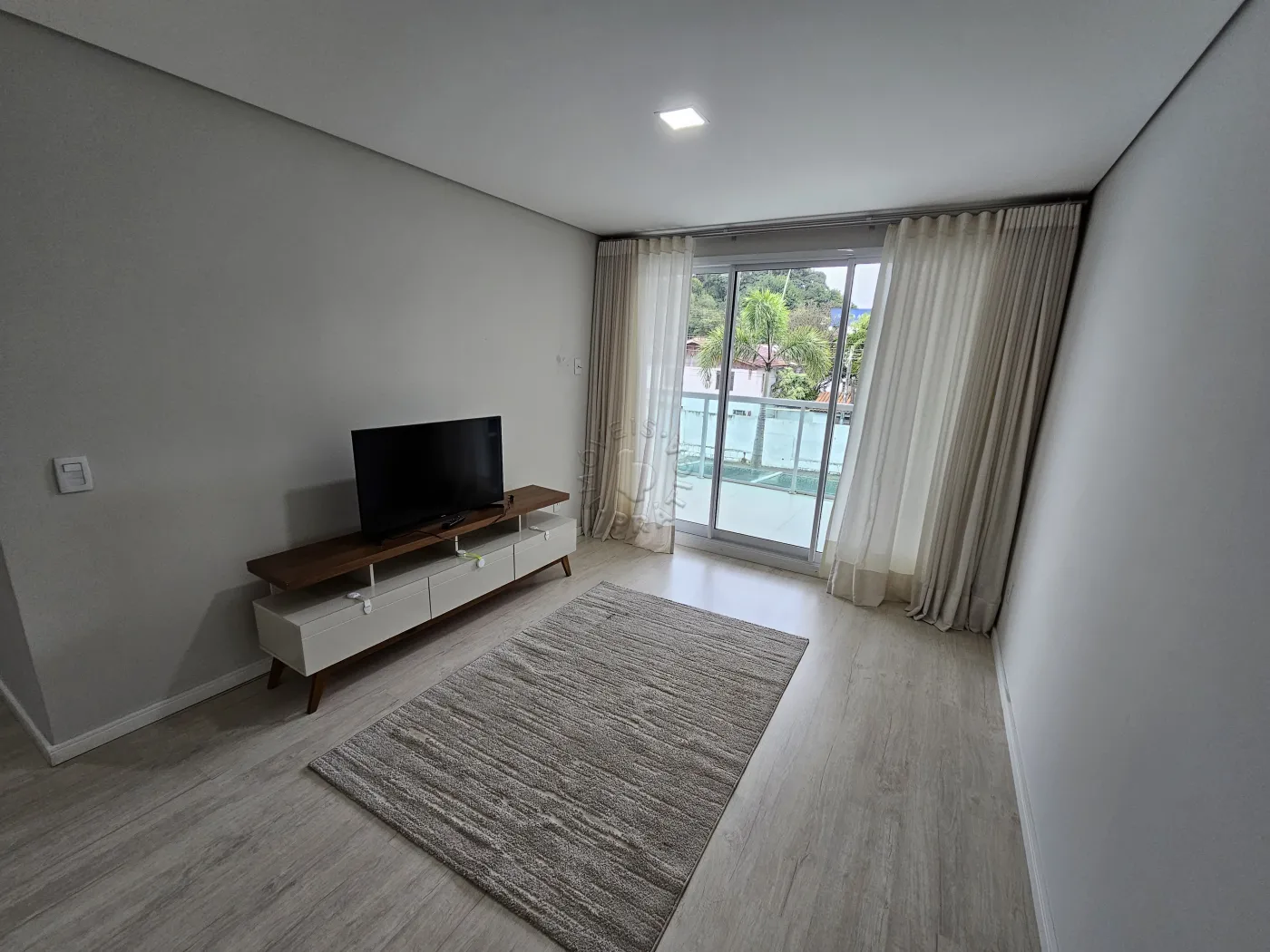 Alugar Apartamento / Padrão em Castro R$ 3.200,00 - Foto 3
