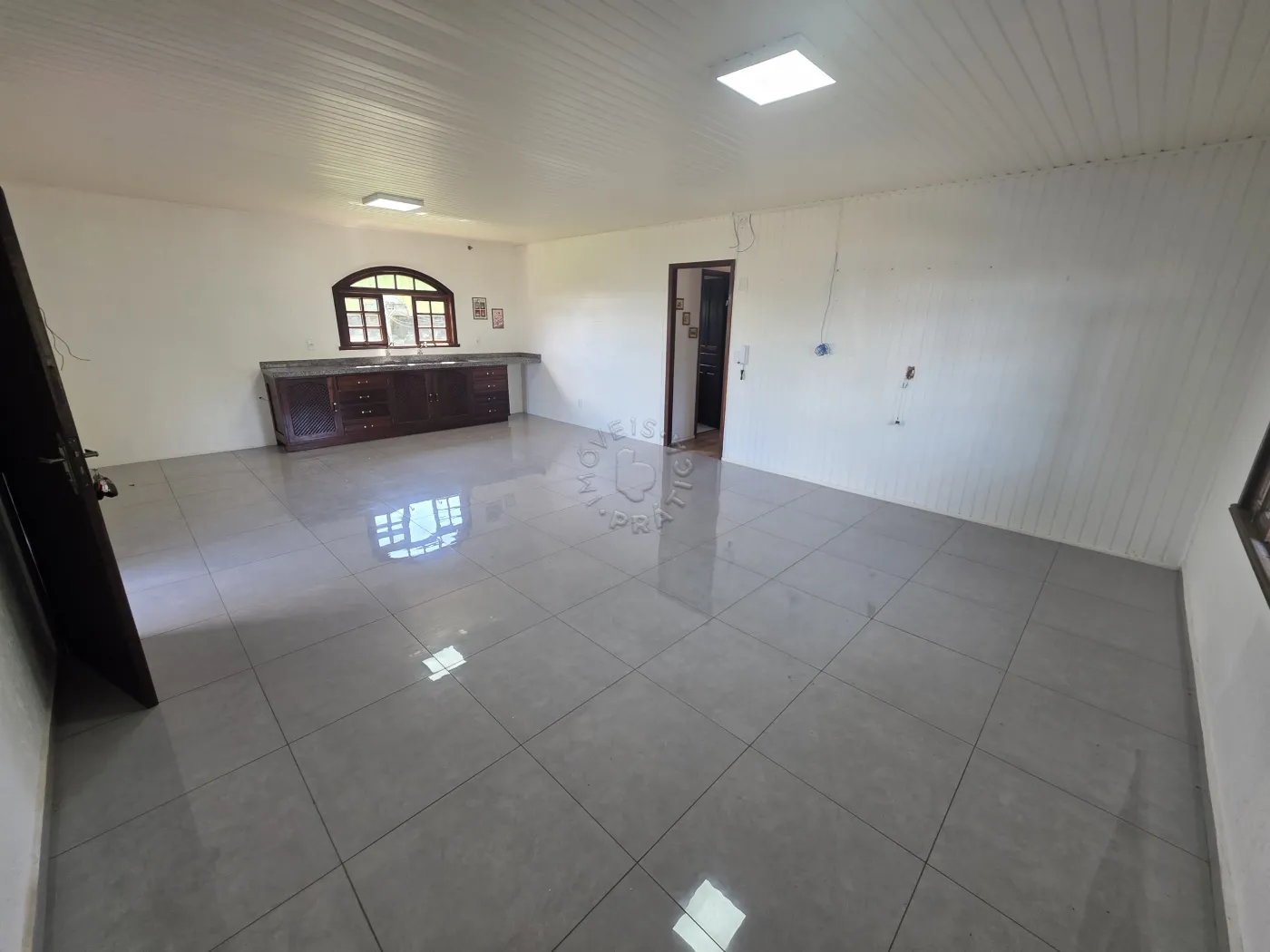 Alugar Casa / Padrão em Castro R$ 2.800,00 - Foto 5