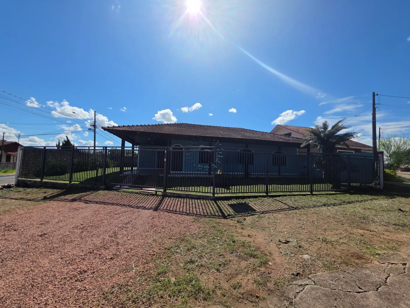 Alugar Casa / Padrão em Castro R$ 2.800,00 - Foto 2