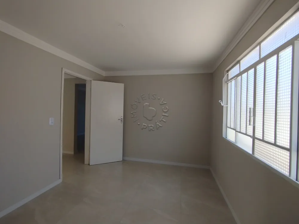 Alugar Casa / Padr&atilde;o em Castro R$ 1.500,00 - Foto 15