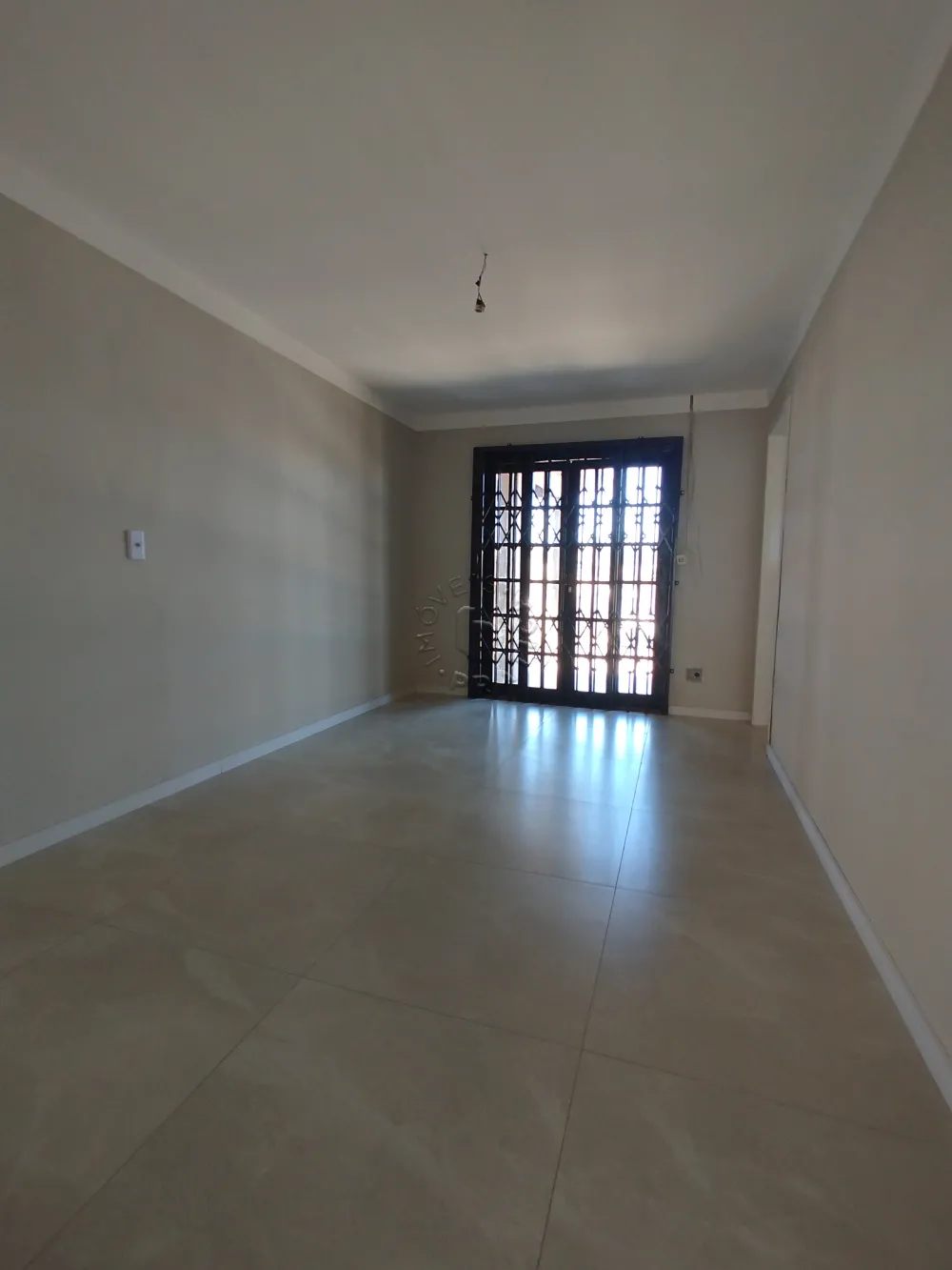Alugar Casa / Padr&atilde;o em Castro R$ 1.500,00 - Foto 4