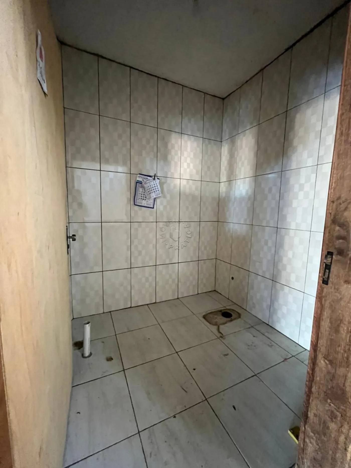 Alugar Comercial / BarracãoGalpão em Castro R$ 5.000,00 - Foto 9