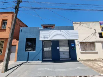 Alugar Casa / Padrão em Castro. apenas R$ 1.100,00