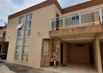 Alugar Casa / Sobrado em Condomínio em Castro. apenas R$ 1.100,00